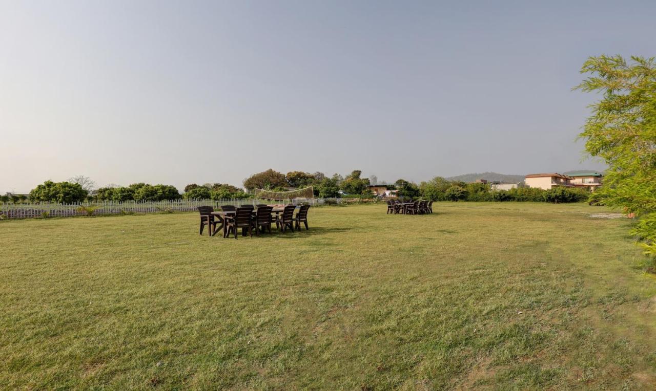 Treebo Kaira Resort With Pool View, 5 Km From Jim Corbett Jungle Safari Rāmnagar Exteriör bild