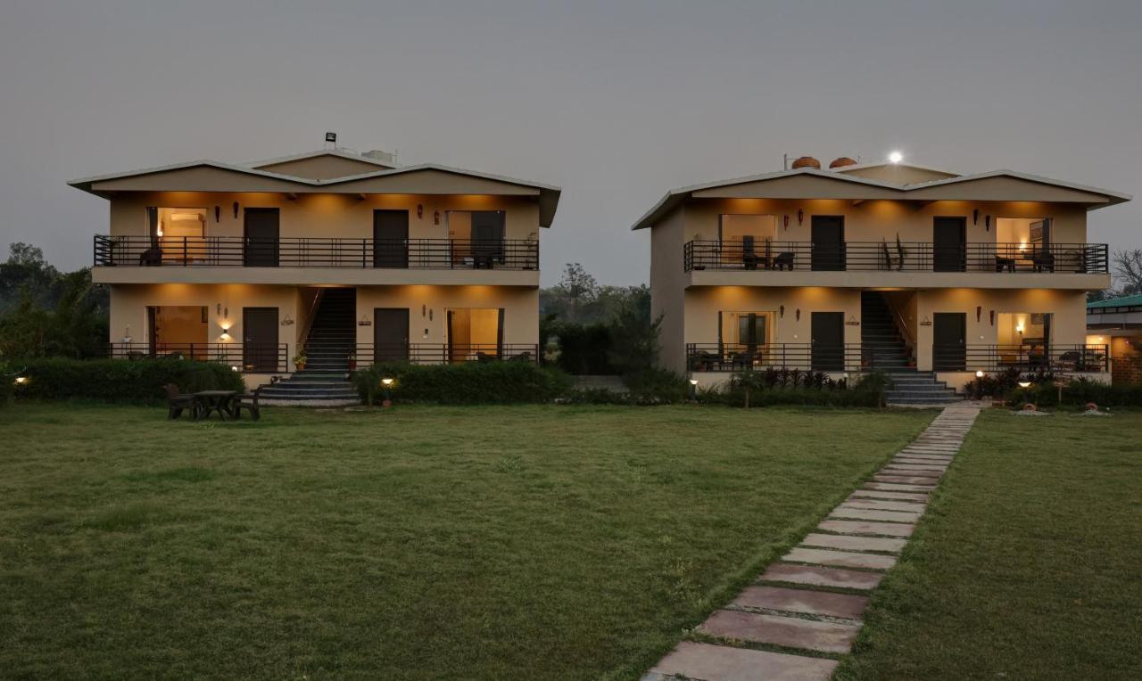 Treebo Kaira Resort With Pool View, 5 Km From Jim Corbett Jungle Safari Rāmnagar Exteriör bild
